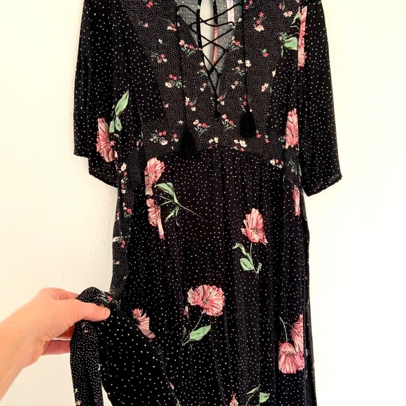 Xhilaration Black and Pink Flower Dress Size Medium Rayon Dress. - Picture 10 of 17